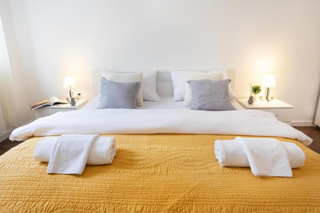 Sunny 2Bdr Apartment With A Balcony Ζάγκρεμπ Εξωτερικό φωτογραφία