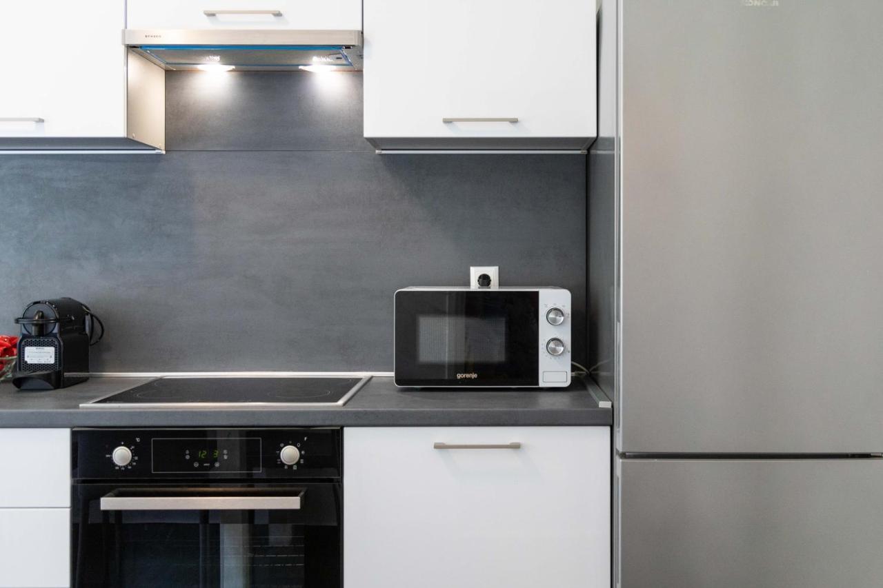 Sunny 2Bdr Apartment With A Balcony Ζάγκρεμπ Εξωτερικό φωτογραφία