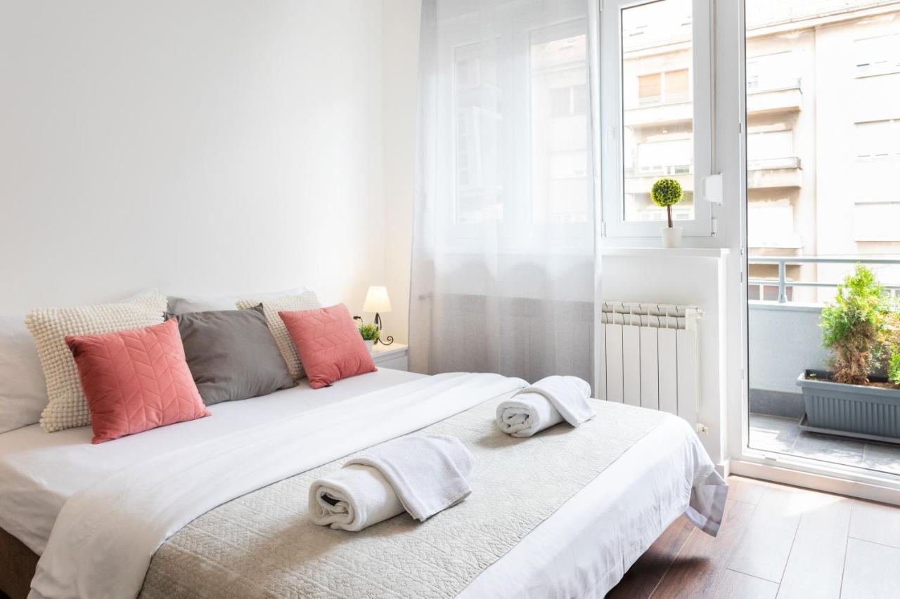 Sunny 2Bdr Apartment With A Balcony Ζάγκρεμπ Εξωτερικό φωτογραφία