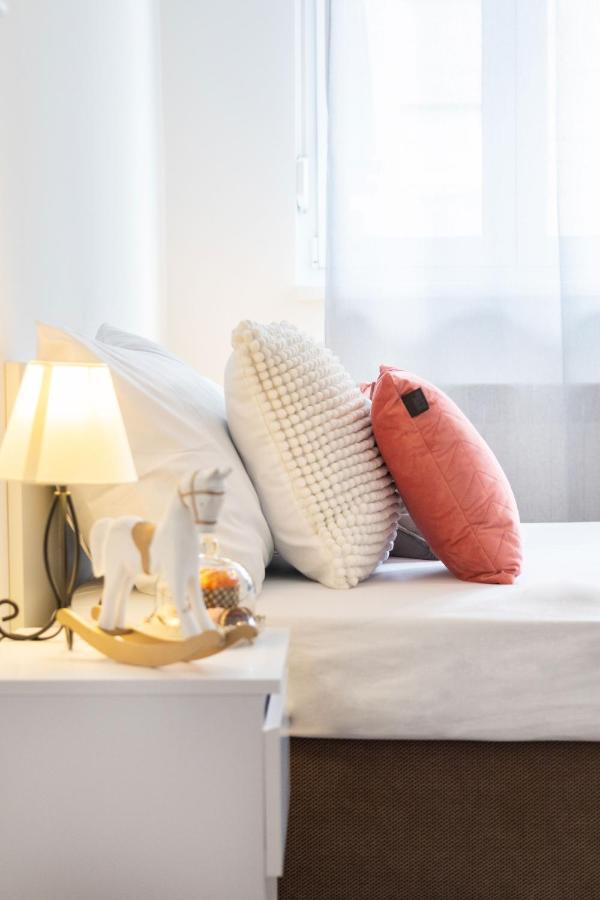 Sunny 2Bdr Apartment With A Balcony Ζάγκρεμπ Εξωτερικό φωτογραφία